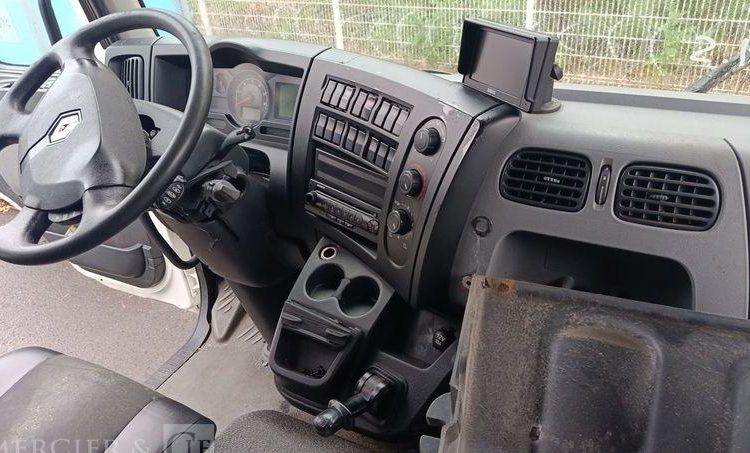 RENAULT PORTEUR D14 AVEC GROUPE FROID CARRIER – PTAC : 14 T – DIESEL BLANC EH-605-HV