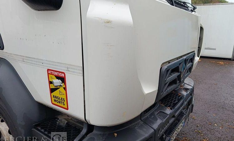 RENAULT PORTEUR D14 AVEC GROUPE FROID CARRIER – PTAC : 14 T – DIESEL BLANC EH-605-HV