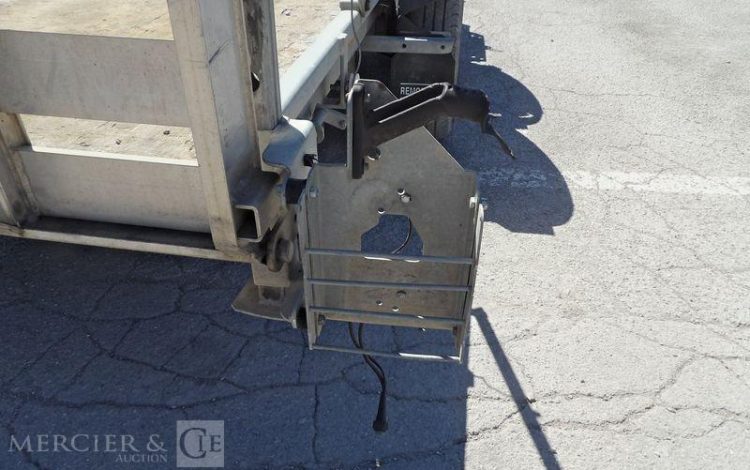 HUBIERE REMORQUE PORTE ENGIN 2T8  EJ-523-PR