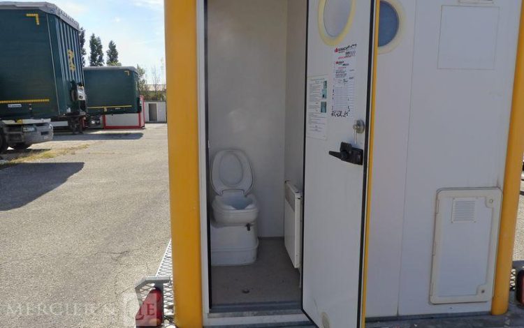 CNSE ABRI CHANTIER 9M2 ISOLE +WC  EJ-847-GD