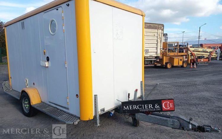 CNSE ABRIS DE CHANTIER 9M2 ISOLE + WC  EJ-921-KJ