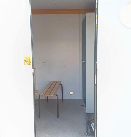 CNSE ABRIS DE CHANTIER 9M2 ISOLE + WC  EJ-921-KJ