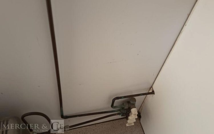 CNSE ABRIS DE CHANTIER 9M2 ISOLE + WC  EJ-921-KJ