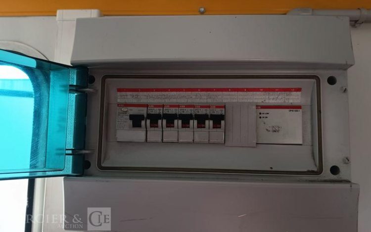 CNSE ABRIS DE CHANTIER 9M2 ISOLE + WC  EJ-921-KJ