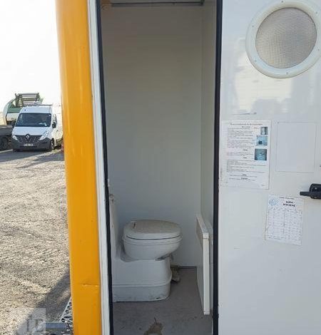 CNSE ABRIS DE CHANTIER 9M2 ISOLE + WC  EJ-921-KJ