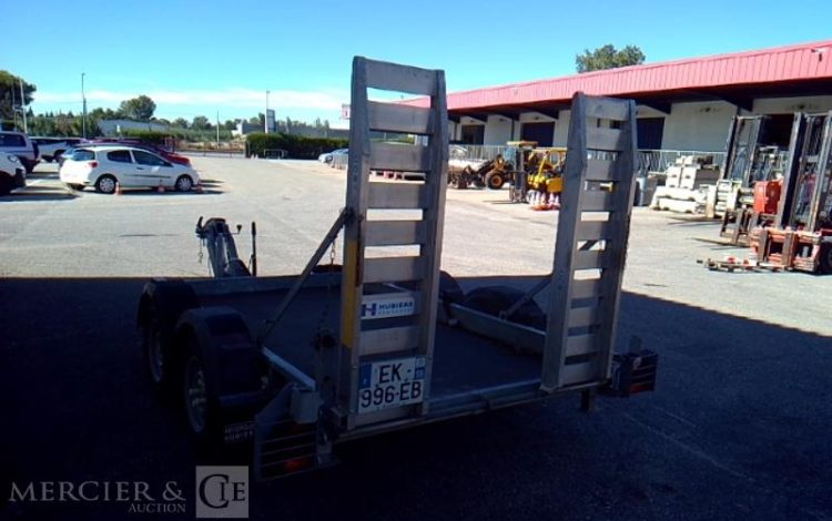HUBIERE REMORQUE PORTE ENGIN 2T8  EK-996-EB