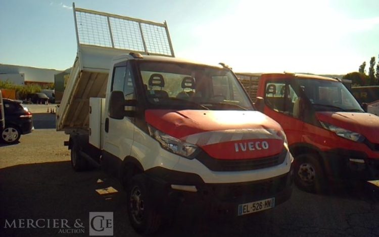IVECO 35C12 BENNE SIMPLE CABINE COFFRE – NON ROULANT  EL-526-MN
