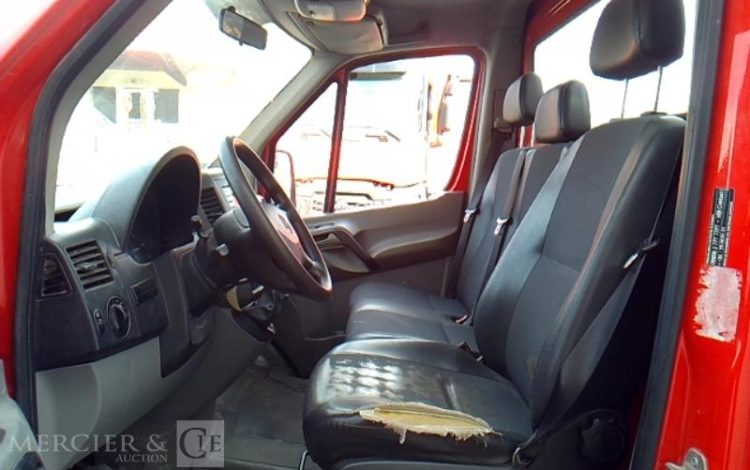 MERCEDES 514 BENNE SIMPLE CABINE COFFRE  EM-349-HP