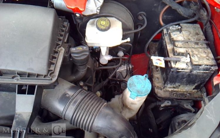 MERCEDES 514 BENNE SIMPLE CABINE COFFRE  EM-349-HP