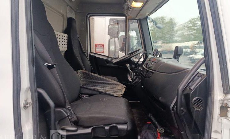 IVECO EUROCARGO 80-120 AVEC GROUPE FROID EN DESIGNATION – DIESEL – 428362 KMS BLANC EN-540-MG