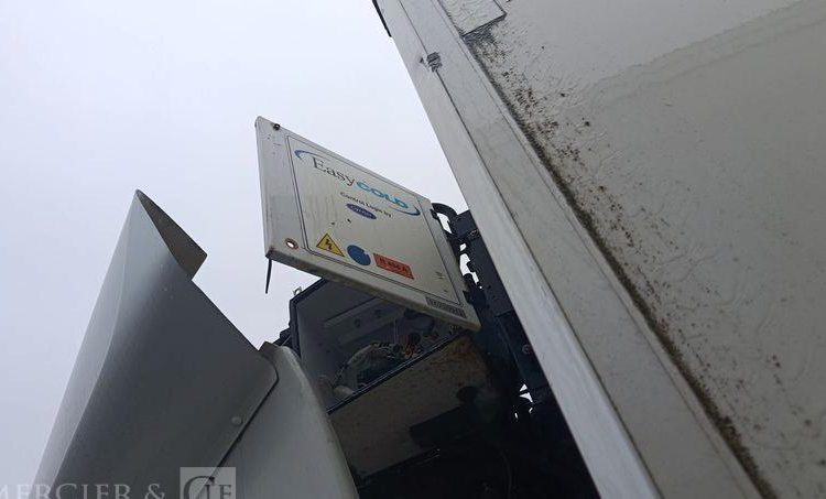 IVECO EUROCARGO 80-120 AVEC GROUPE FROID EN DESIGNATION – DIESEL – 428362 KMS BLANC EN-540-MG