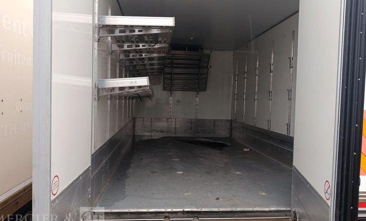 IVECO EUROCARGO 80-120 AVEC GROUPE FROID EN DESIGNATION – DIESEL – 428362 KMS BLANC EN-540-MG