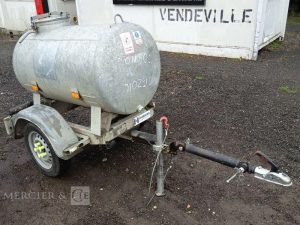 HUBIERE REMORQUE CITERNE 500L  ES-639-MZ