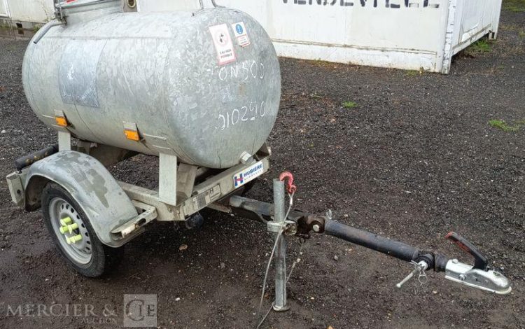 HUBIERE REMORQUE CITERNE 500L  ES-639-MZ
