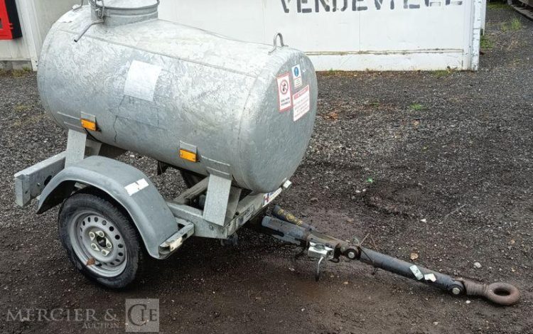 HUBIERE REMORQUE CITERNE 500L  ES-713-MT