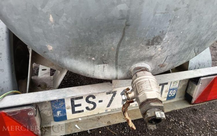 HUBIERE REMORQUE CITERNE 500L  ES-713-MT