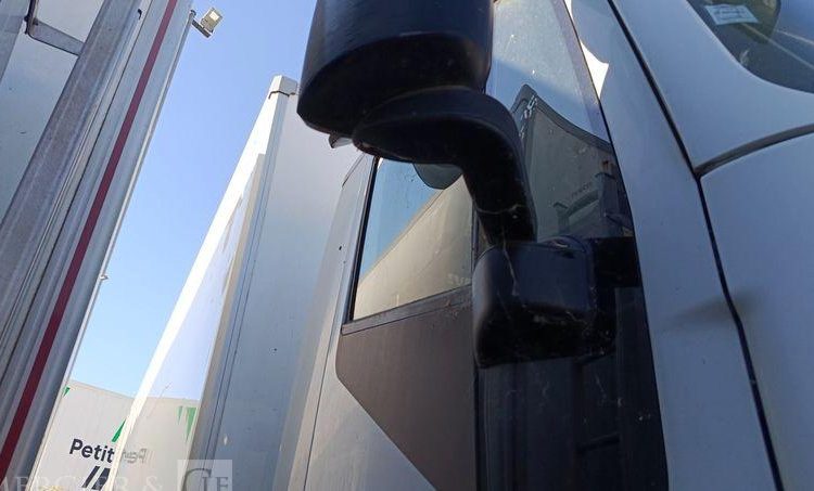 IVECO STRALIS 330E6 – ISOTHERME – EN DESIGNATION – PTAC : 19 TONNES – GAZ – 280880 KMS BLANC ES-900-YG