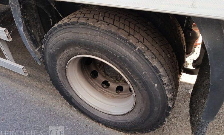 IVECO STRALIS 330E6 – ISOTHERME – EN DESIGNATION – PTAC : 19 TONNES – GAZ – 280880 KMS BLANC ES-900-YG