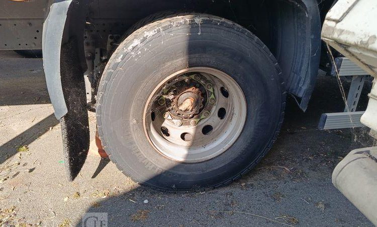 IVECO STRALIS 330E6 – ISOTHERME – EN DESIGNATION – PTAC : 19 TONNES – GAZ – 280880 KMS BLANC ES-900-YG