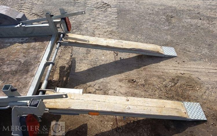 HUBIERE REMORQUE PORTE ROULEAU 1 ESSIEU – PTAC : 1,3 TONNE  ET-474-GS