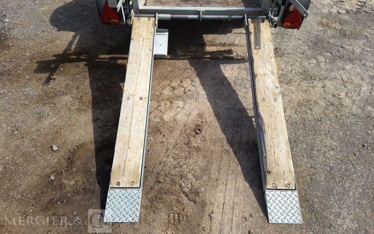 HUBIERE REMORQUE PORTE ROULEAU 1 ESSIEU – PTAC : 1,3 TONNE  ET-474-GS