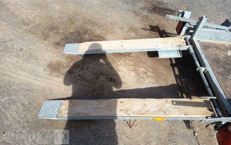 HUBIERE REMORQUE PORTE ROULEAU 1 ESSIEU – PTAC : 1,3 TONNE  ET-474-GS