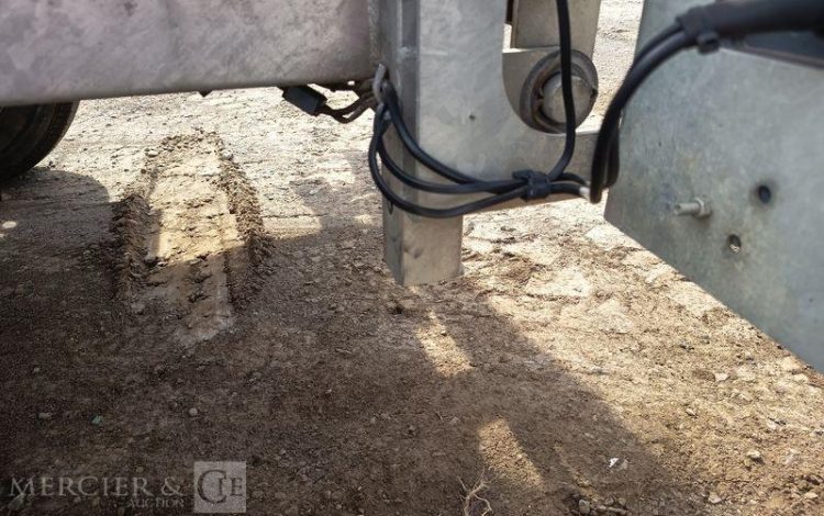 HUBIERE REMORQUE PORTE ROULEAU 1 ESSIEU – PTAC : 1,3 TONNE  ET-474-GS