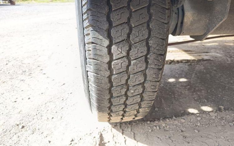 HUBIERE REMORQUE PORTE ROULEAU 1 ESSIEU – PTAC : 1,3 TONNE  ET-474-GS