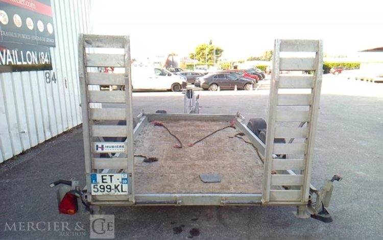 HUBIERE REMORQUE PORTE ENGIN 2T8  ET-599-KL