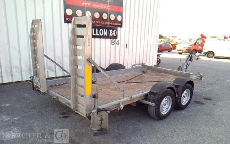 HUBIERE REMORQUE PORTE ENGIN 2T8  ET-599-KL