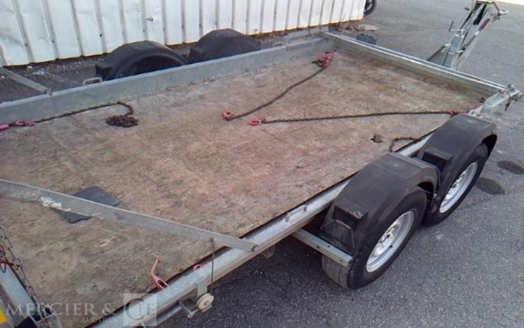 HUBIERE REMORQUE PORTE ENGIN 2T8  ET-599-KL