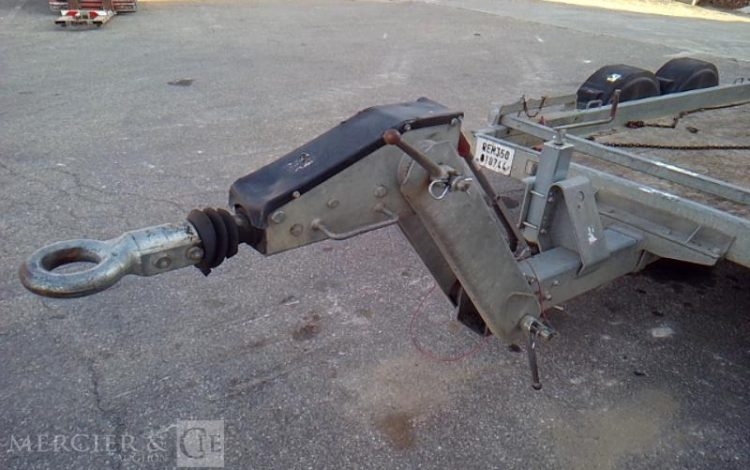 HUBIERE REMORQUE PORTE ENGIN 2T8  ET-599-KL