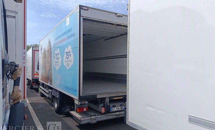 IVECO EURO CARGO 160-210 EN DESIGNATION – GAZ – 161059 KMS BLANC ET-704-WB
