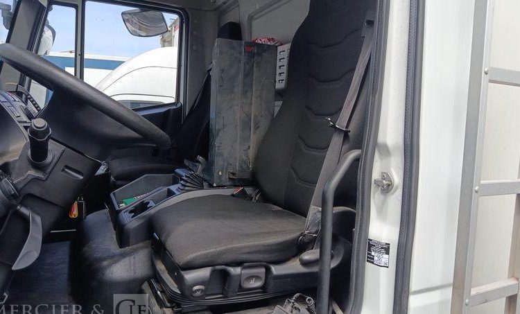 IVECO EURO CARGO 160-210 EN DESIGNATION – GAZ – 161059 KMS BLANC ET-704-WB