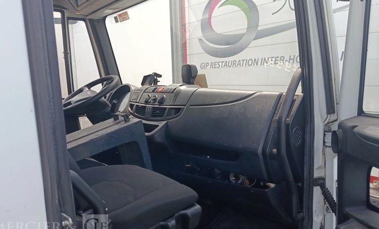 IVECO EURO CARGO 160-210 EN DESIGNATION – GAZ – 161059 KMS BLANC ET-704-WB