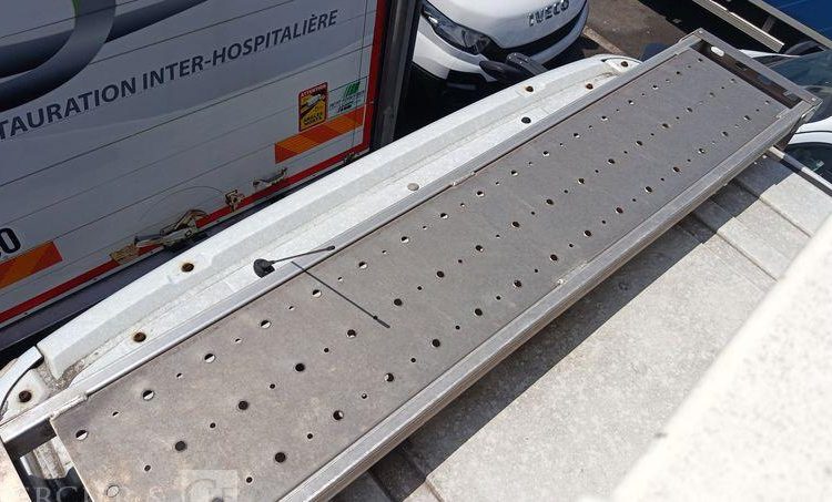 IVECO EURO CARGO 160-210 EN DESIGNATION – GAZ – 161059 KMS BLANC ET-704-WB