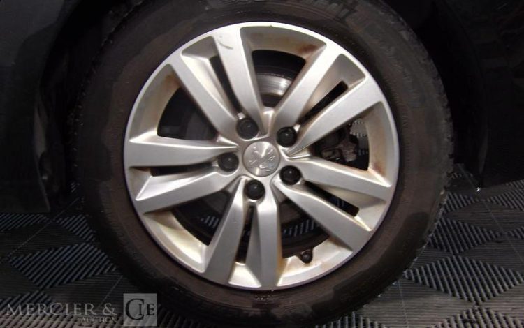 PEUGEOT 308  EW-206-KZ
