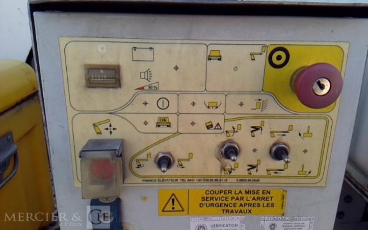 NISSAN NT400 35.13 NACELLE SUR VL 11M – 1510H – AN2018 BLANC EW-598-HQ