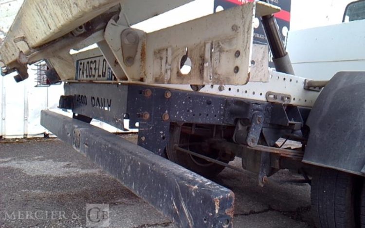 IVECO 35C14 BENNE SIMPLE CABINE COFFRE  FA-063-LQ