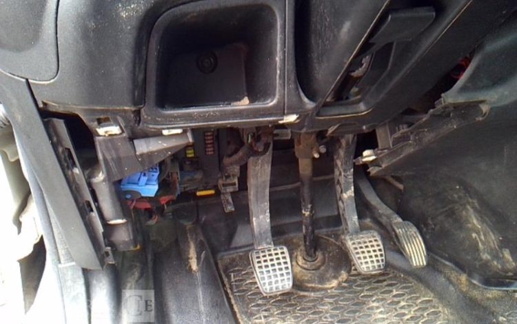 IVECO 35C14 BENNE SIMPLE CABINE COFFRE  FA-063-LQ