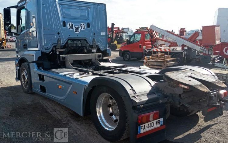MERCEDES ACTROS 1846 PORTE VOITURE PTAC : 19 TONNES –  DIESEL – 533328 KMS – ANNEE 2018 VIOLET FA-410-WR