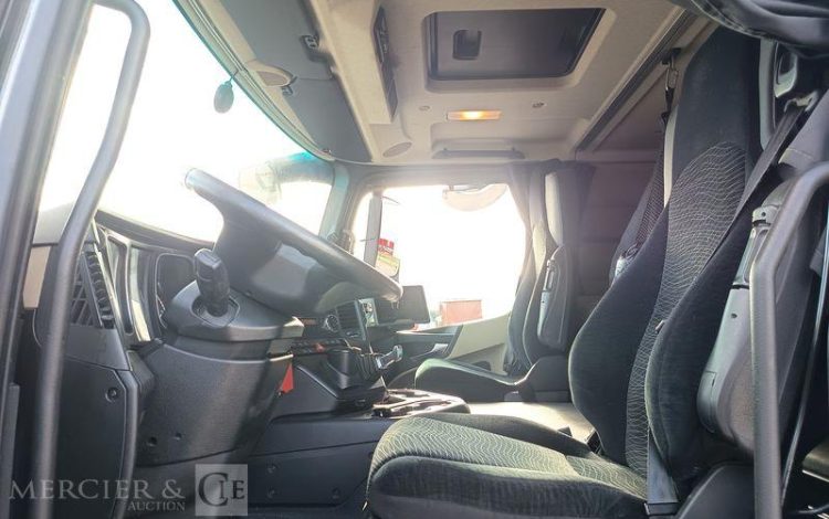 MERCEDES ACTROS 1846 PORTE VOITURE PTAC : 19 TONNES –  DIESEL – 533328 KMS – ANNEE 2018 VIOLET FA-410-WR