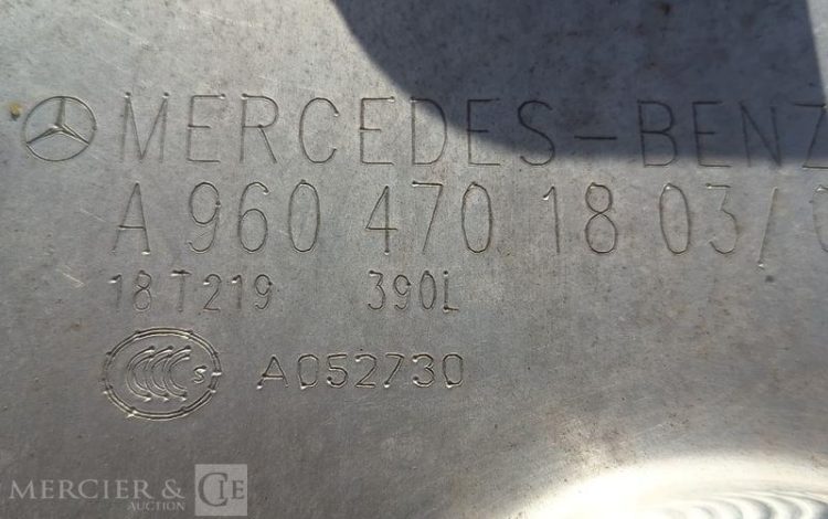 MERCEDES ACTROS 1846 PORTE VOITURE PTAC : 19 TONNES –  DIESEL – 533328 KMS – ANNEE 2018 VIOLET FA-410-WR