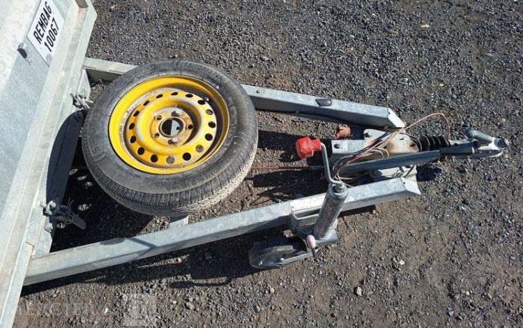 HUBIERE REMORQUE BAGAGERE 750KG  FD-813-NC