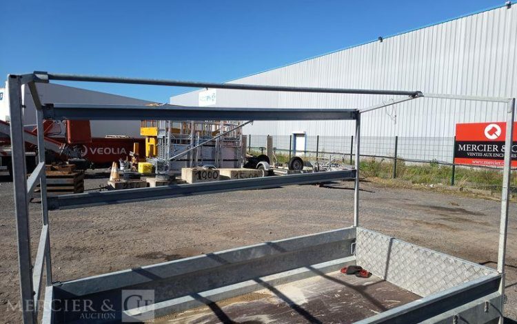 HUBIERE REMORQUE BAGAGERE 750KG  FD-813-NC
