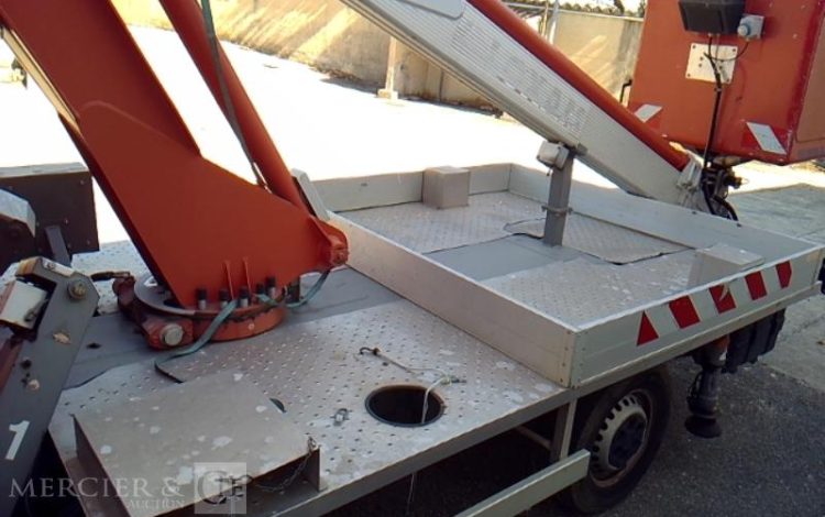 MULTITEL 35-120 NACELLE SUR VL 16M – 2952H – AN2019 ROUGE FE-295-MR