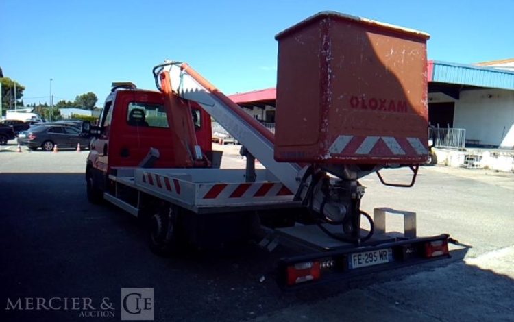 MULTITEL 35-120 NACELLE SUR VL 16M – 2952H – AN2019 ROUGE FE-295-MR