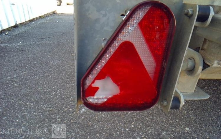HUBIERE REMORQUE PORTE-ENGIN CU 2T8  FF-869-ZW