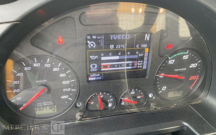 IVECO PORTEUR PORTE ENGINS STRALIS 420 DIESEL – PTAC : 32,25 T -282718 KMS – AN 2019  FG-317-YL