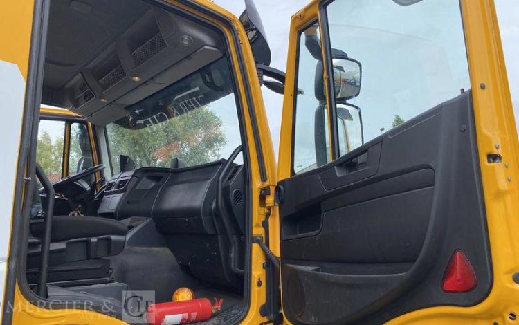 IVECO PORTEUR PORTE ENGINS STRALIS 420 DIESEL – PTAC : 32,25 T -282718 KMS – AN 2019  FG-317-YL
